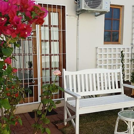 Innes Road Durban Accommodation 2 Bedroom Private Unit Екстериор снимка